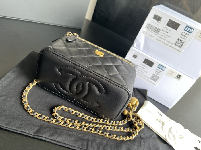 CHANEL Sheepskin Box Bag, Shoulder Bag, Crossbody Bag Women's Black AP2303-B18602-94305 size 17*8*9.5 cm