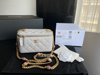 Handbag  Chanel  AP2937  size  8.5cmx11cmx7 cm