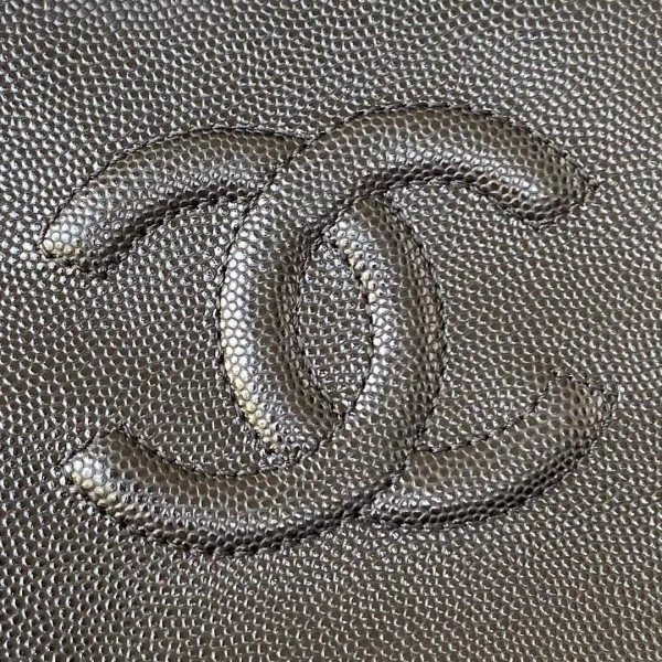 Handbag  Chanel   AS3653 size  25x21.5x7 cm