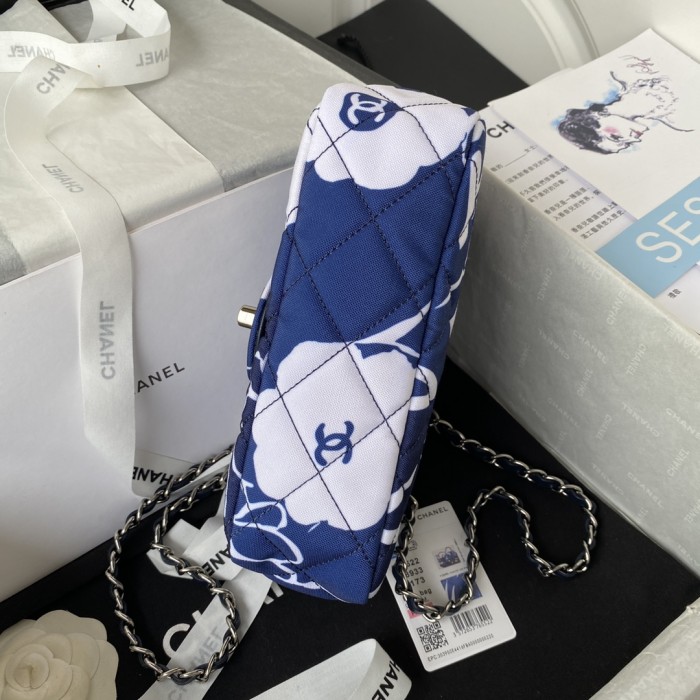 Handbag  Chanel AS3522  size 20 cm