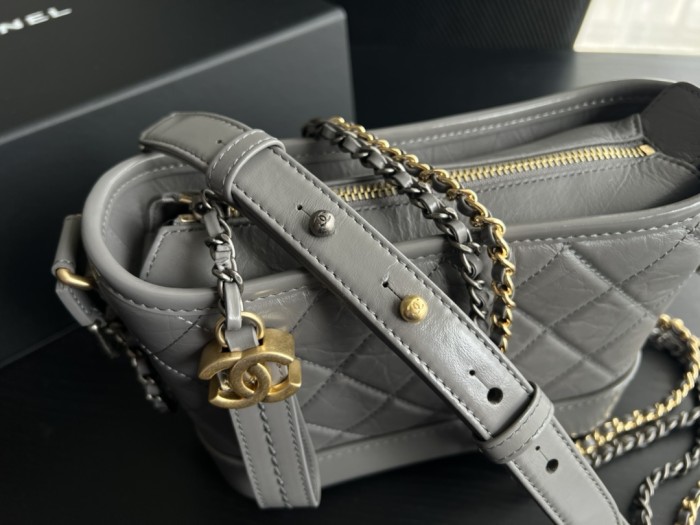  Handbag  Chanel  size 20cm15cm8 cm