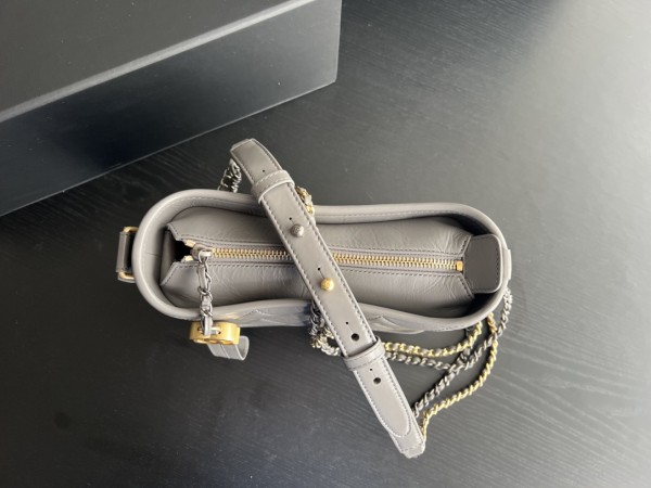  Handbag  Chanel  size 20cm15cm8 cm