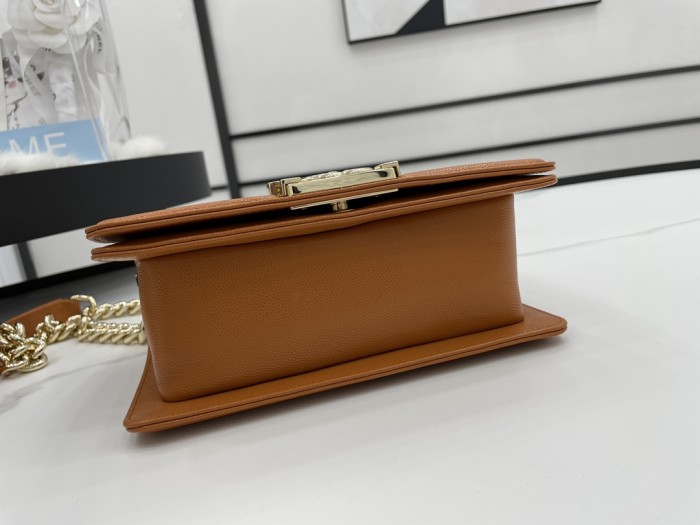 Handbag  Chanel   67085  size  25 cm