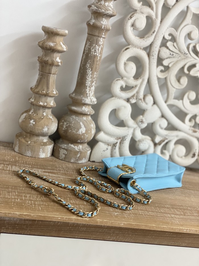 Handbag  Chanel 2981  size  18*3*10  cm