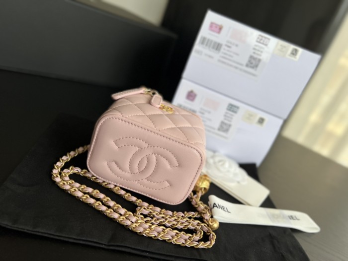 Handbag  Chanel  AP1447  size  8.5cmx11cmx7 cm