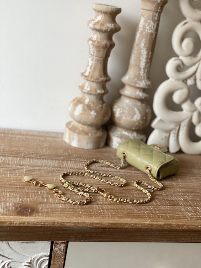 Handbag  Chanel  81227  size  11 cm