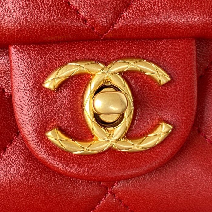 Handbag  Chanel  AS3393  size 14*22*8 cm