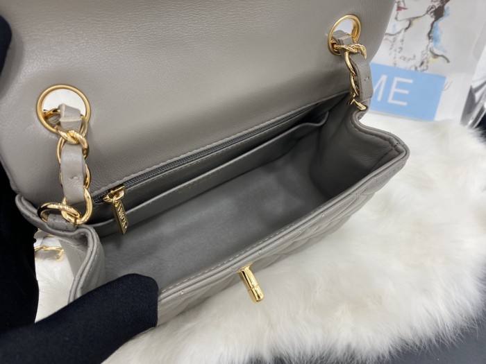 Handbag  Chanel  01115  size  17 cm