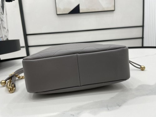 Handbag  Chanel  AS2985  size  24*22*7 cm