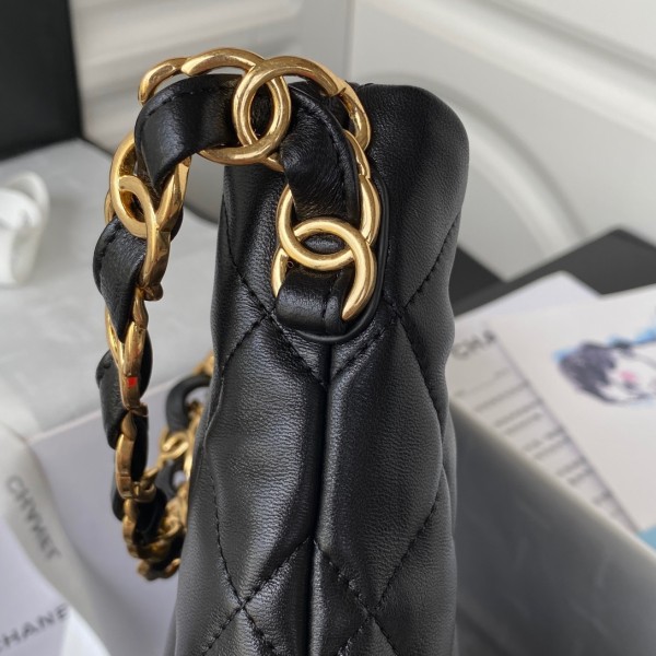 Handbag  Chanel  AS3631  size 26×30×7 cm