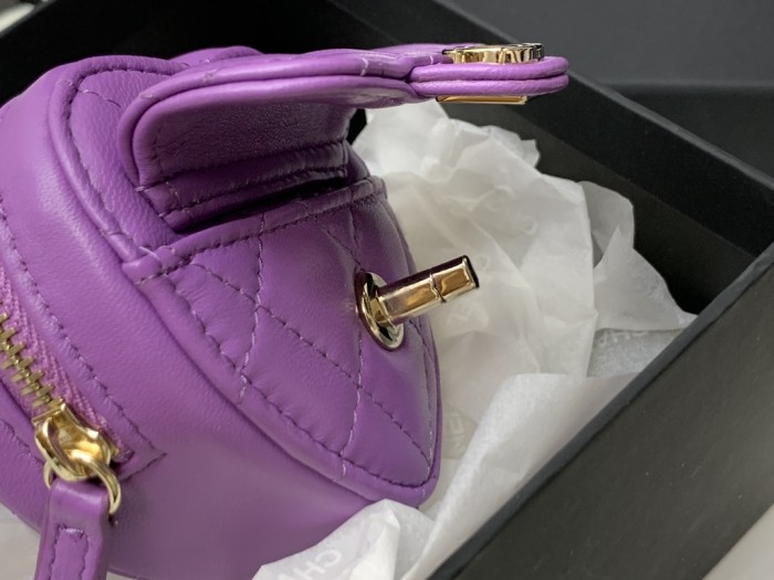  Handbag  Chanel   size  8*8.5*5.5* cm