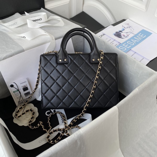 Handbag  Chanel  AS3345  size  15×20.5×10.5  cm