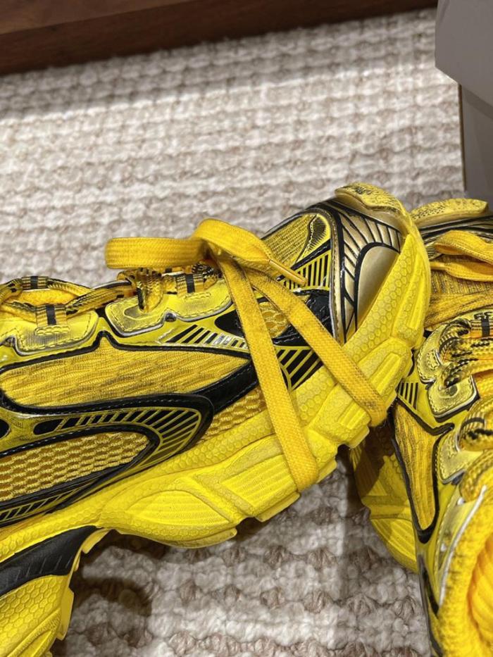 Balenciaga 3XL Yellow