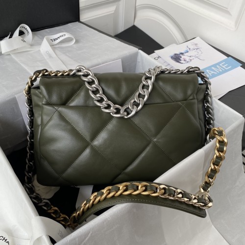 Handbag  Chanel   size  30 cm