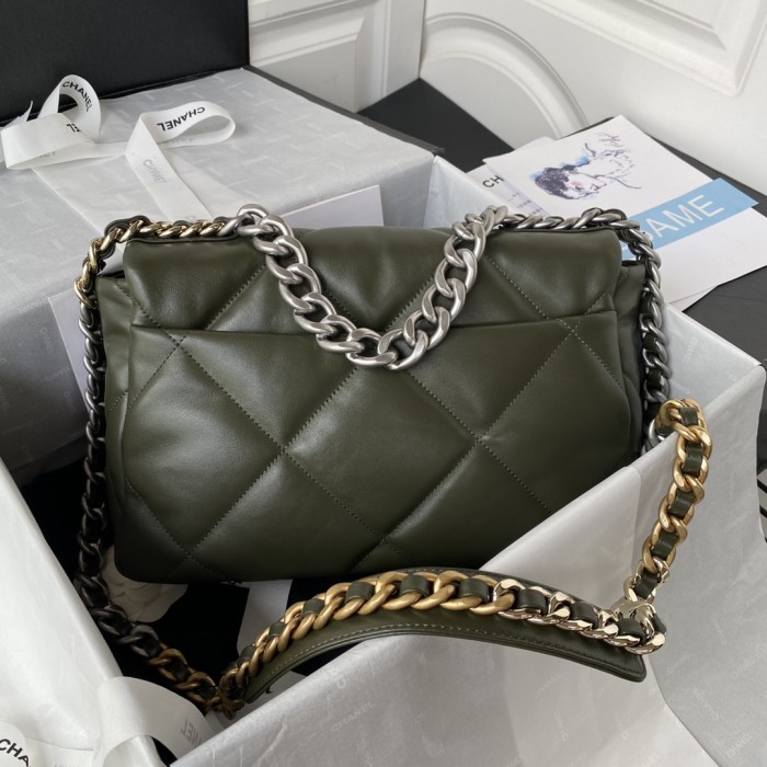 Handbag  Chanel   size  30 cm
