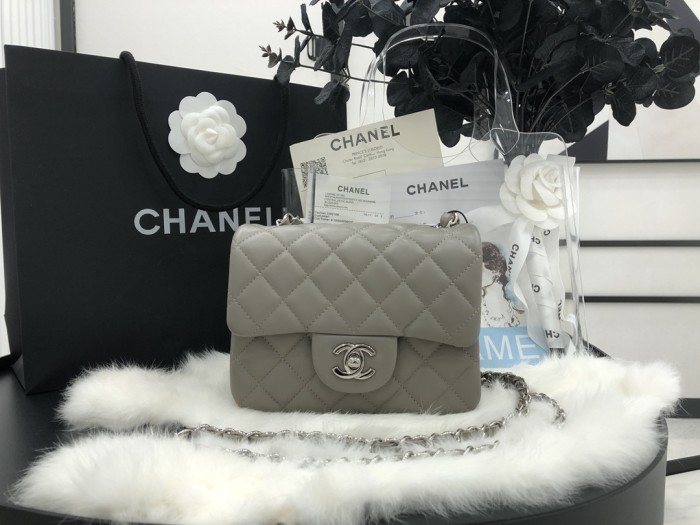 Handbag  Chanel 01115  size 17 cm