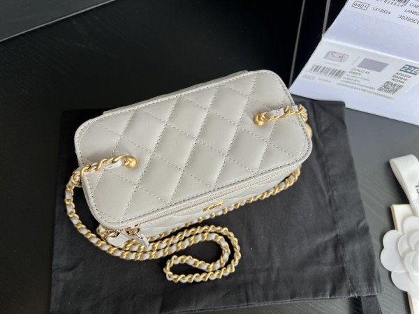 CHANEL Sheepskin Box Bag, Shoulder Bag, Crossbody Bag Regular Women's White AP2303-B02916-10601 size 16*8*10 cm