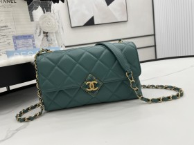 Handbag  Chanel  AS2634  size  22*7*14 cm