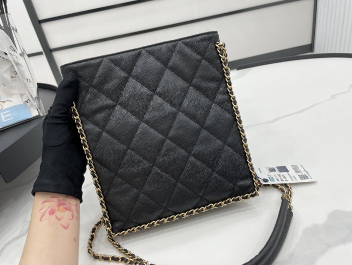 Handbag  Chanel AS3470  size  23*21*5 cm