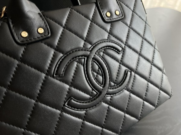  Handbag  Chanel  3344  size  20.5cm15cmx10.5 cm