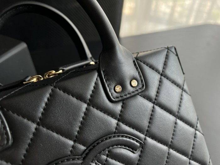  Handbag  Chanel  3344  size  20.5cm15cmx10.5 cm