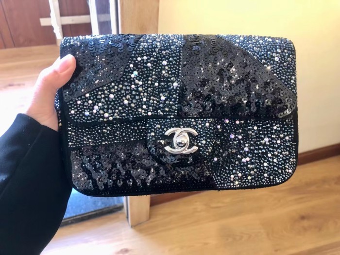 Handbag  Chanel   size  𝟐𝟎 𝐜𝐦