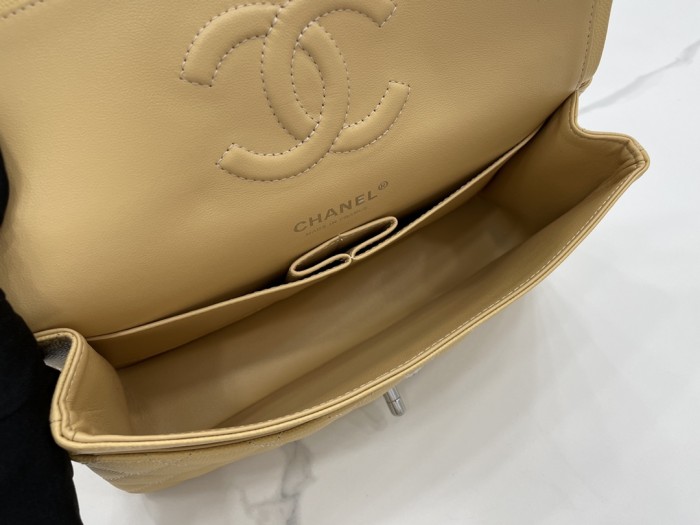 Handbag  Chanel  01112  size  25 cm