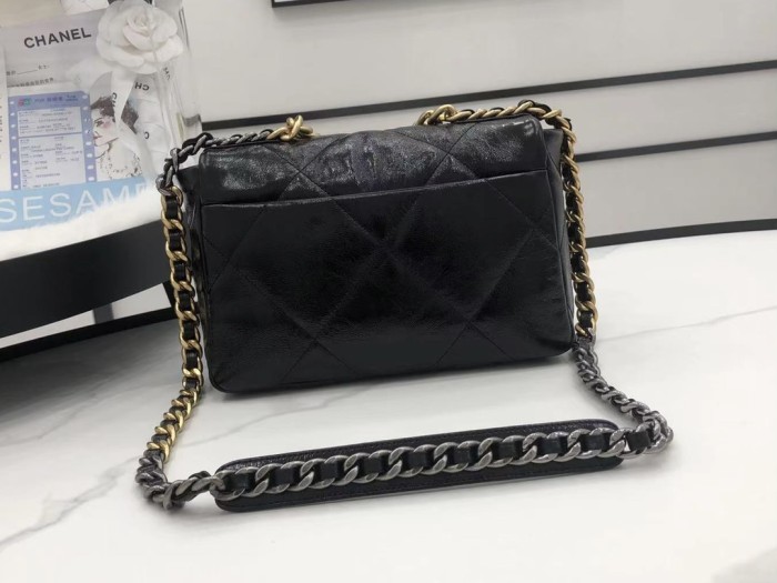 Handbag  Chanel AS1160  size  26 cm