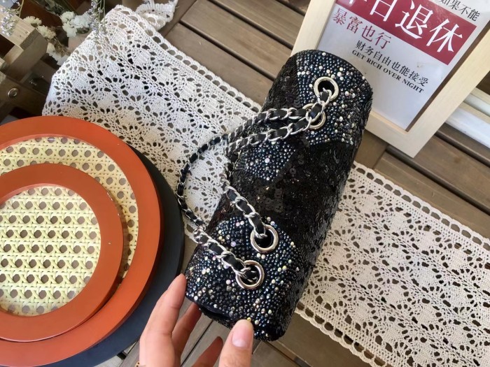 Handbag  Chanel   size  𝟐𝟎 𝐜𝐦