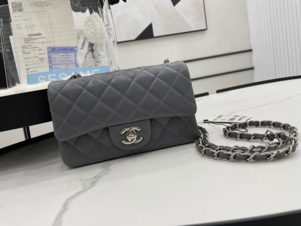 Handbag  Chanel  01116  size  20 cm