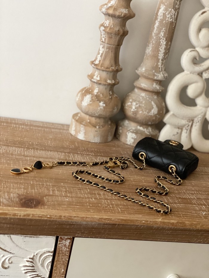  Handbag  Chanel 81227  size  11 cm