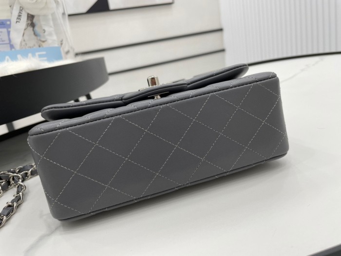 Handbag  Chanel  01116  size  20 cm