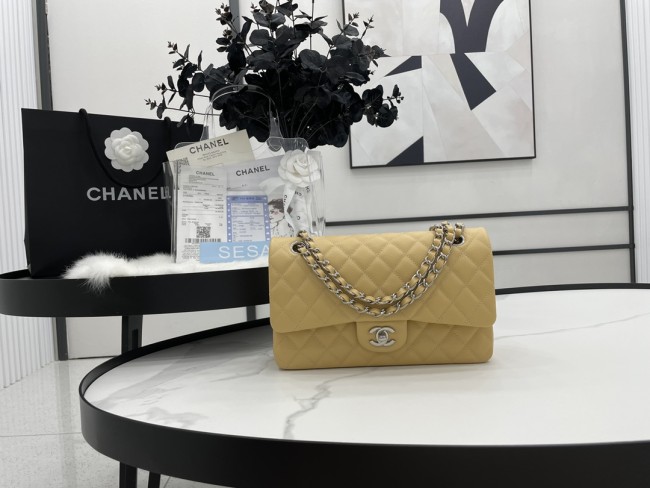 Handbag  Chanel  01112  size  25 cm