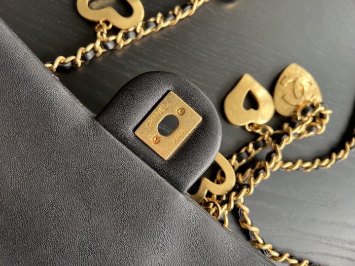 Handbag  Chanel  3457  size  20 cm 