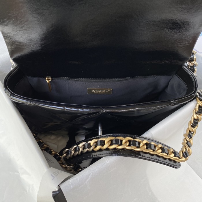 Handbag  Chanel AS1160  size   26/30 cm
