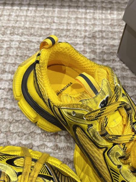 Balenciaga 3XL Yellow