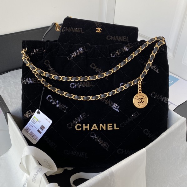 Handbag  Chanel  AS3261  size  39×42×8 cm