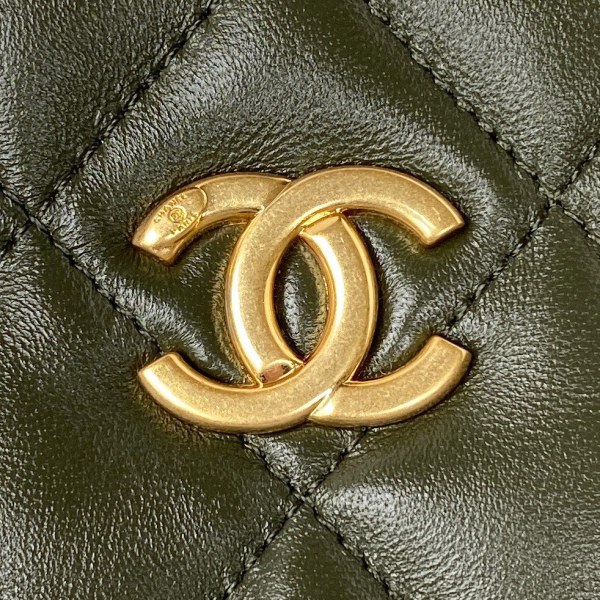 Handbag  Chanel  AS3631  size 26×30×7 cm