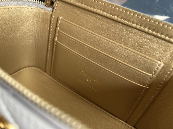 CHANEL Sheepskin Box Bag, Shoulder Bag, Crossbody Bag Regular Women's White AP2303-B02916-10601 size 16*8*10 cm