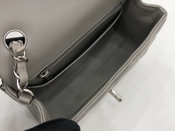 Handbag  Chanel 01115  size 17 cm