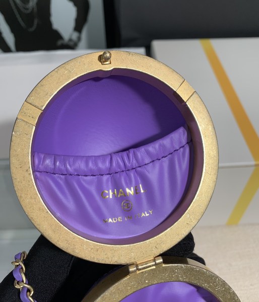 Handbag  Chanel  size 8 cm