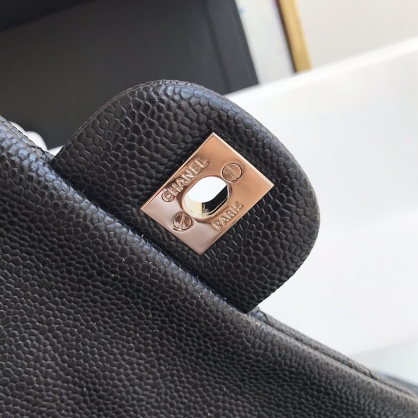 Handbag  Chanel  01116  size 20 cm