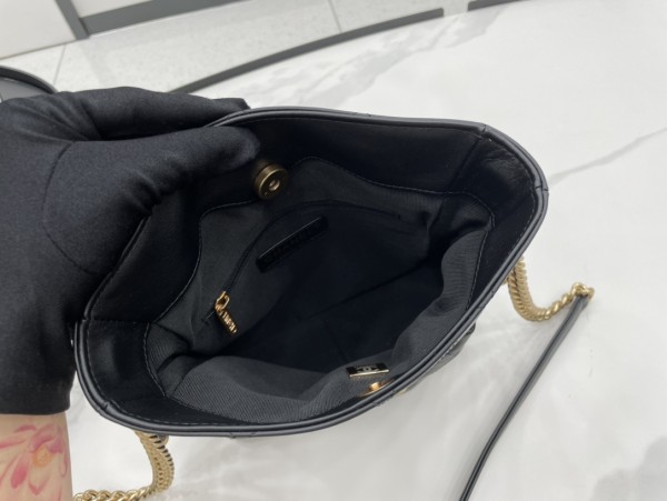 Handbag  Chanel  AS2985  size  24*22*7 cm