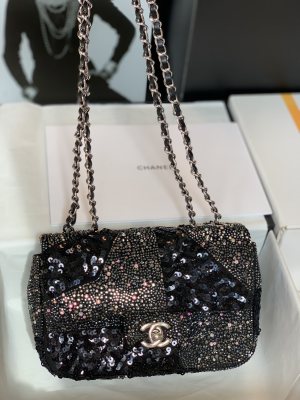 Handbag  Chanel  size  20 cm
