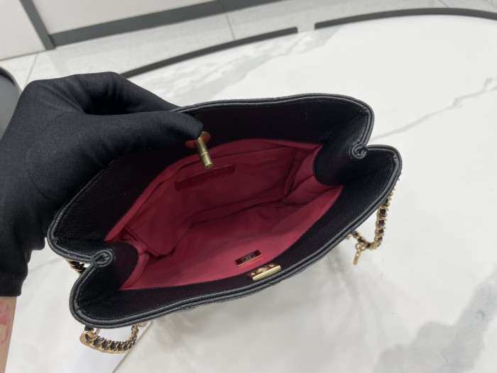 Handbag  Chanel AS3470  size  23*21*5 cm