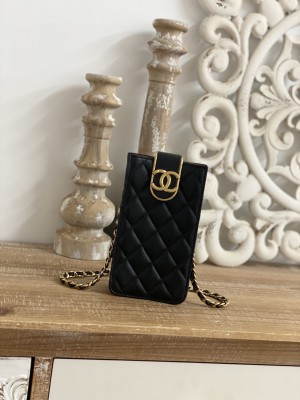 Handbag  Chanel  2981  size  18*3*10  cm