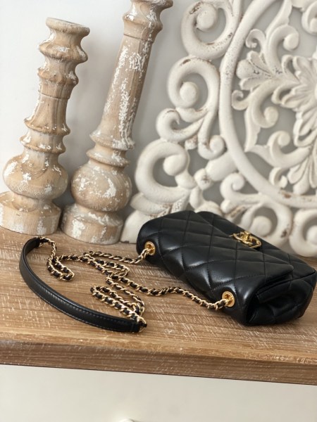 Handbag  Chanel  3474  size 15*20*8 cm