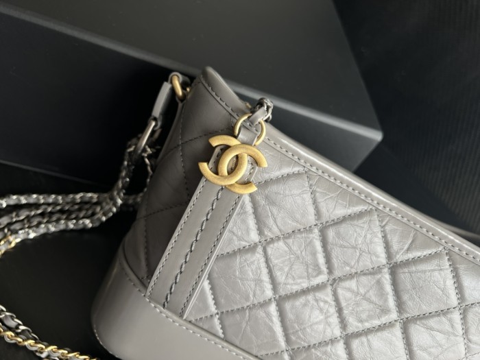  Handbag  Chanel  size 20cm15cm8 cm