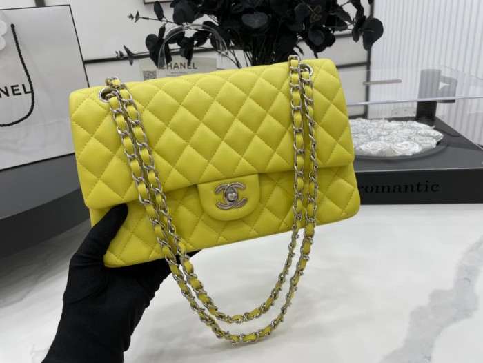 Handbag  Chanel  01112  size  25 cm