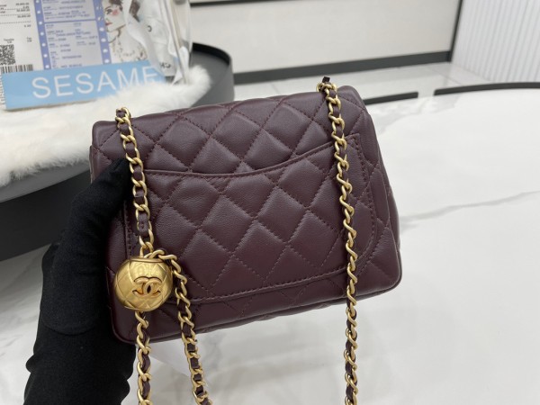 Handbag  Chanel  AS1786  size  18×13×7 cm